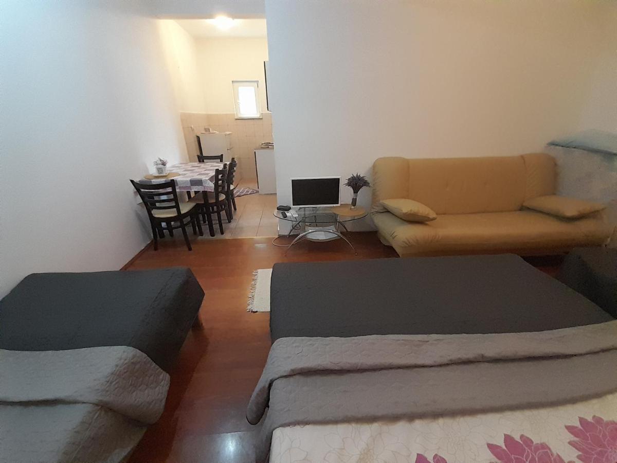 Apartmani Rebecca Neum Ruang foto